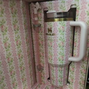 Love Shack Stanley 40oz